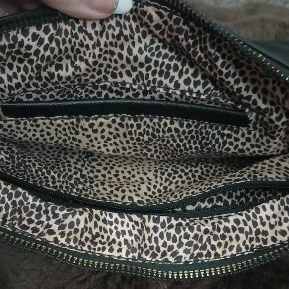 Elegant Black Quilted Crossbody Bag Deer Print Interior Like New Gold Accents - Picture 3 of 3